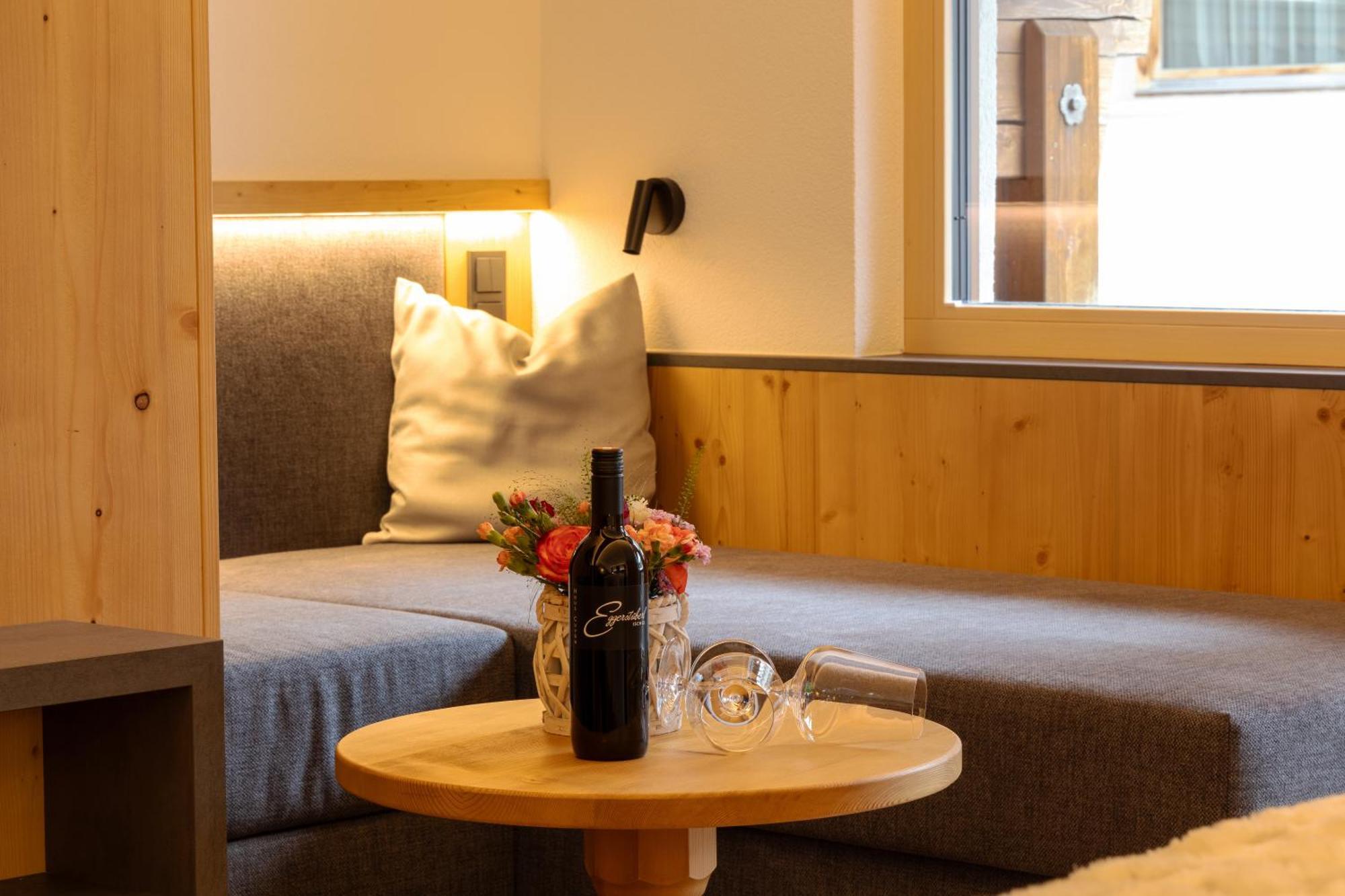 Hotel Eggerstueberl Ischgl Zewnętrze zdjęcie
